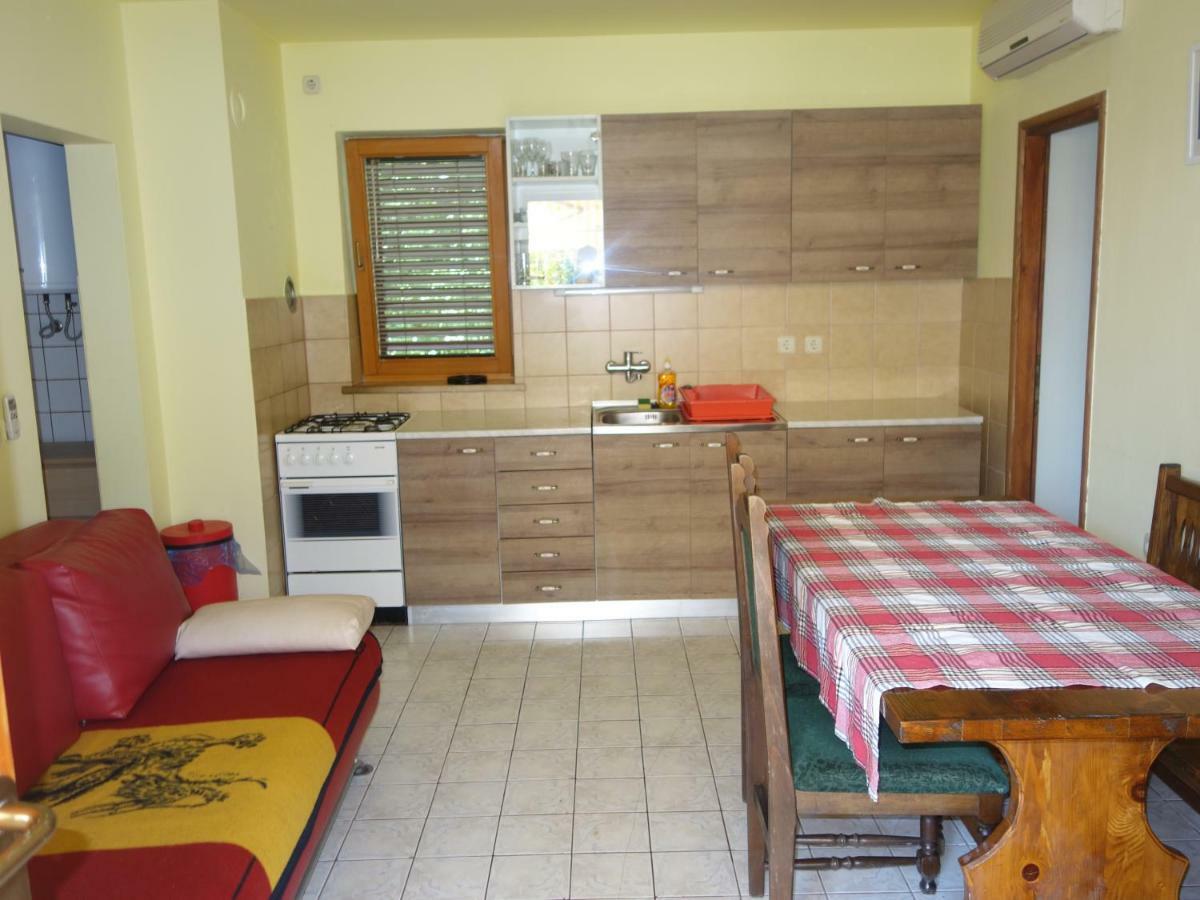 Apartments Marinko Povile Exterior photo