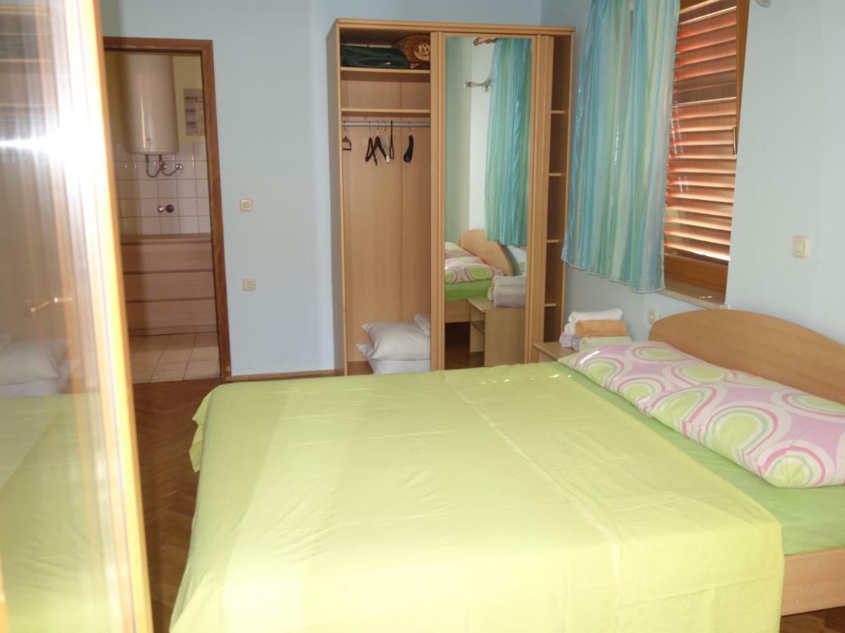 Apartments Marinko Povile Exterior photo